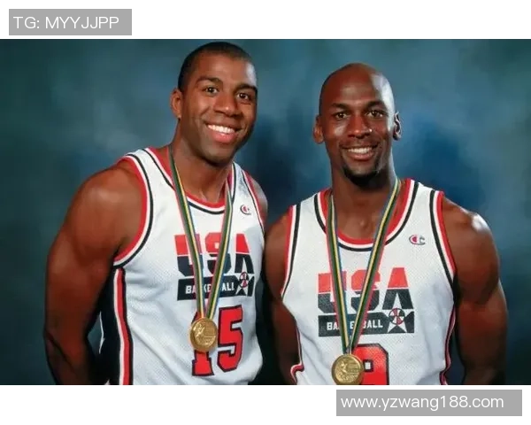 费内巴切与莫希姆基的激烈对决揭示篮球战术与团队合作的魅力